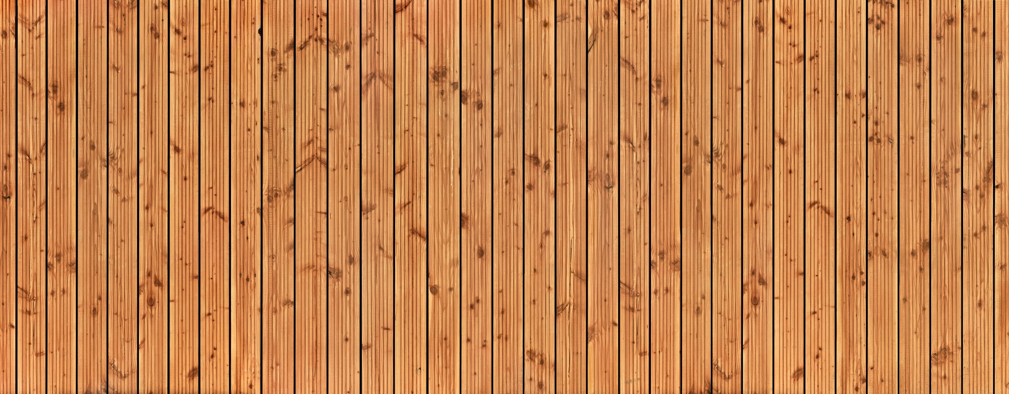 Rustikale Holzfassade